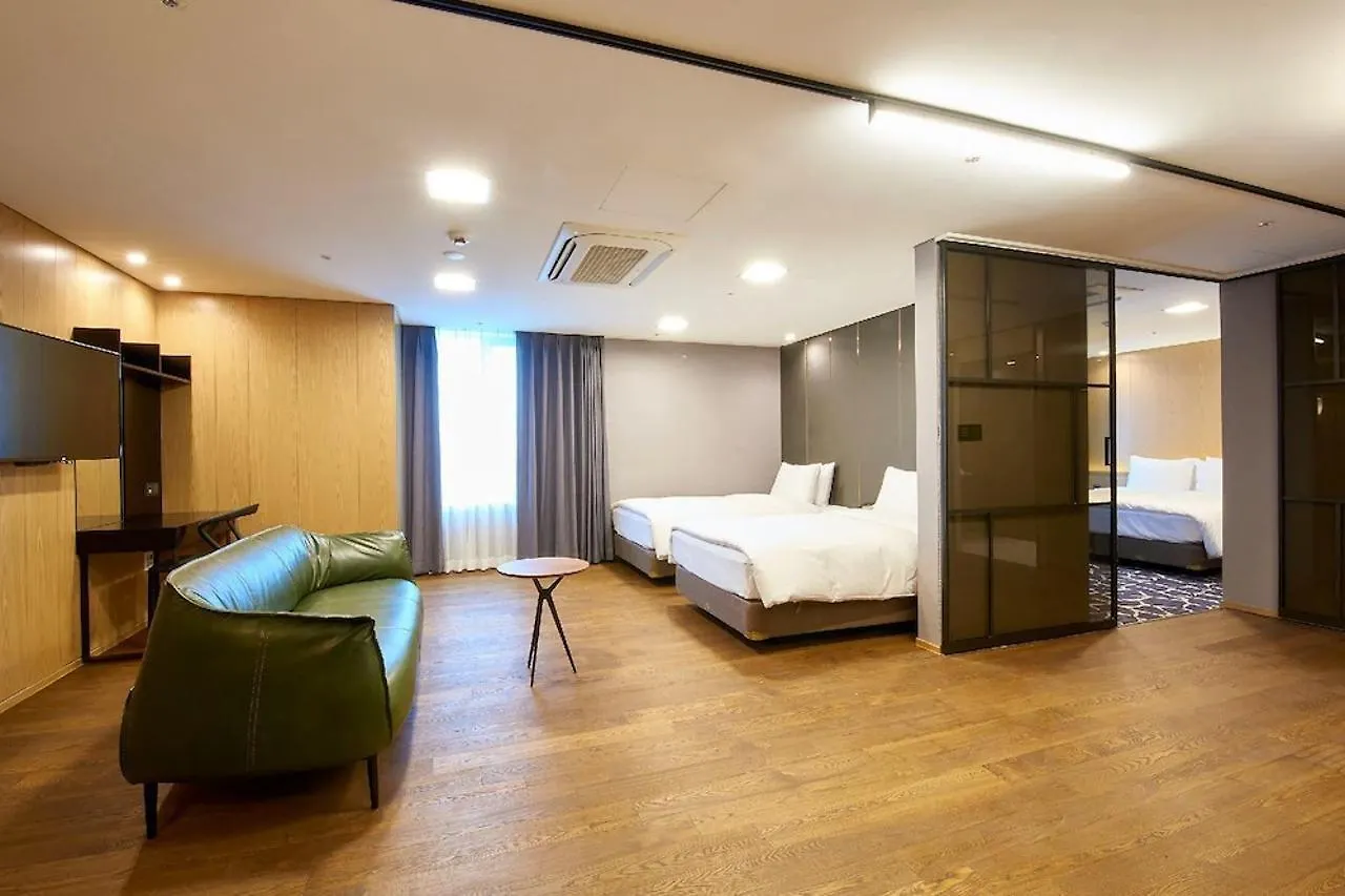 Hotel tt Busan 3*,